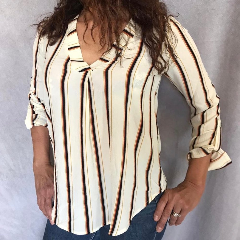 Stripped V neck blouse
